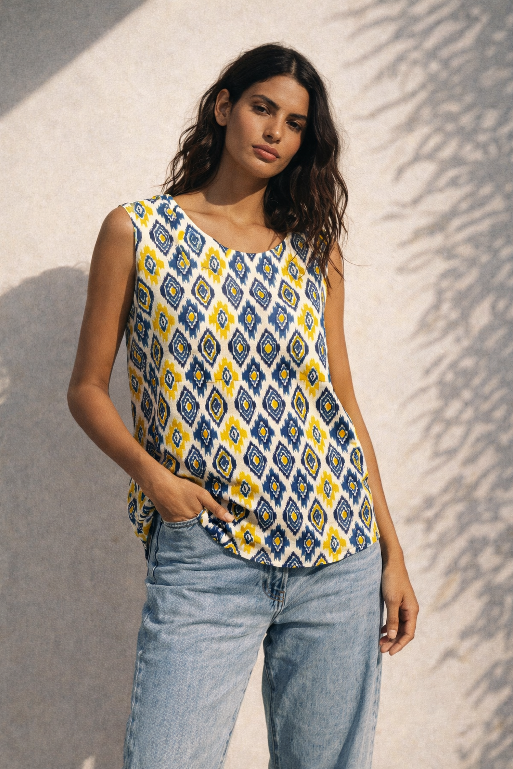 Sleeveless short kurti 1.0